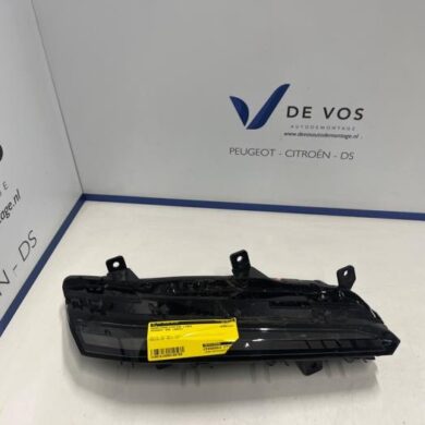 Peugeot 308 1.2 PureTech Hybrid 136 Tageslicht links 2023 9835230980