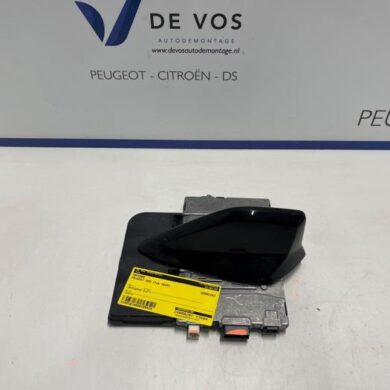 Peugeot 208 1.2 Vti 12V PureTech 100 Antenne 2024 9860265180