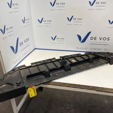 DS Automobiles DS3 Crossback 1.2 12V PureTech 130 Bash plate 2020 9826755080-9833653780