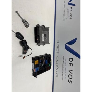 Peugeot 208 1.5 BlueHDi 100 Computer Motormanagement YHZ-YH01 2023 9829728480-1687808580-1687819280