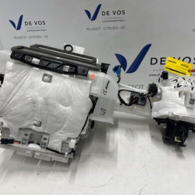 Citroen C5 Aircross 2.0 Blue HDI 180 Heater housing 2022 9822121780