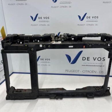 DS Automobiles DS3 Crossback 1.2 12V PureTech 130 Front panel 2020 1687979180