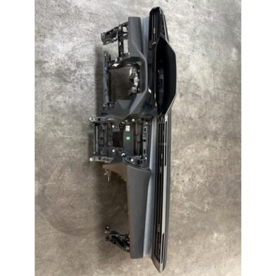 Peugeot 308 1.2 PureTech Hybrid 136 Dashboard 2023 98392742ZD