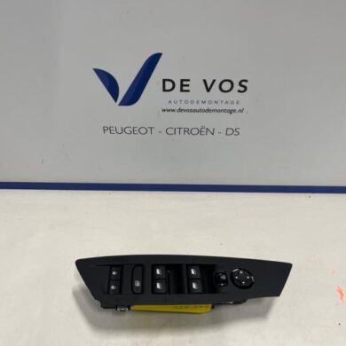 Peugeot 408 1.2 Hybrid 136 Multi-functional window switch 2022 98349233ZD