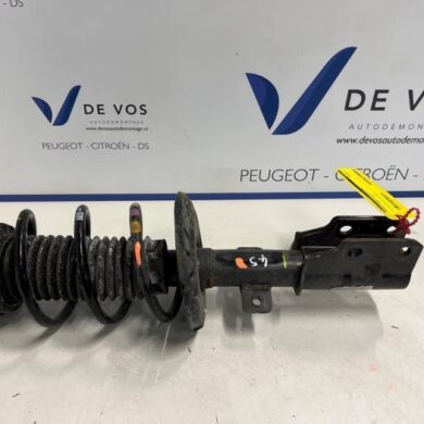 Peugeot 3008 1.2 12V PureTech Hybrid 48V Front shock absorber rod, left 2022 9819718780