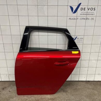 Peugeot 308 1.2 PureTech Hybrid 136 Portier 4Deurs links-achter 2023 9841570480