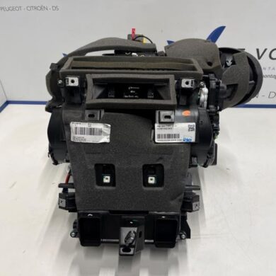 Peugeot 208 1.2 Vti 12V PureTech 100 Kachelhuis 2024 9840568180