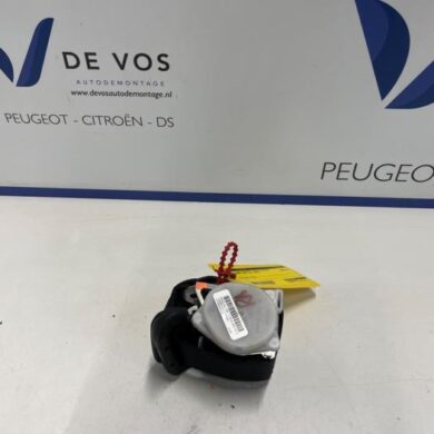 Peugeot 108 1.0 12V VVT-i Veiligheidsgordel rechts-achter 2018 B0008722XX