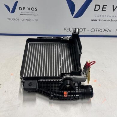 Peugeot 308 1.2 PureTech Hybrid 136 Ladeluftkühler HN09 2023 9836073780