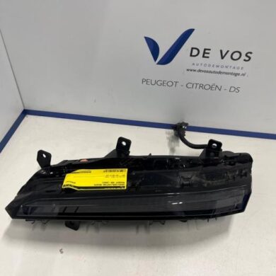 Peugeot 408 1.2 Hybrid 136 Dagrijverlichting rechts 2022 9835230880