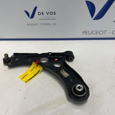 Peugeot 208 1.5 BlueHDi 100 Draagarm links-voor 2023 9852903080