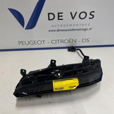 Peugeot 308 1.2 PureTech Hybrid 136 Daytime running light, right 2023 9835230880