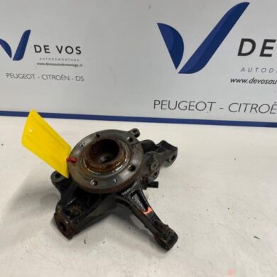 Peugeot 3008 1.2 12V PureTech Hybrid 48V Knuckle, front left 2022 1647857480