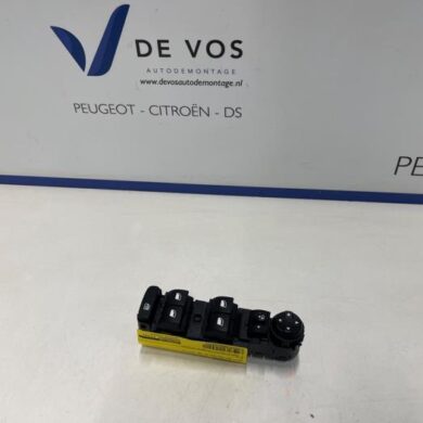 Opel Grandland X 1.2 Turbo 12V Multi-functional window switch 2018 98319739ZD-98248411ZD