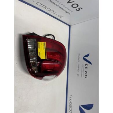 Peugeot 108 1.0 12V VVT-i Achterlicht rechts 2018 B001031180