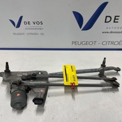 Peugeot 308 1.6 BlueHDi 120 Front wiper motor 2015 9810327980