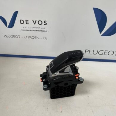 Peugeot 308 1.2 12V e-THP PureTech 130 Gear stick 2019 1631888180 20GT32