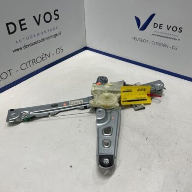 Peugeot 5008 1.6 HDiF 16V Window mechanism 4-door, front left 2012 9221FF