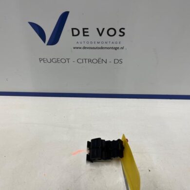 Peugeot 108 1.0 12V Multi-functional window switch 2014 B000892480