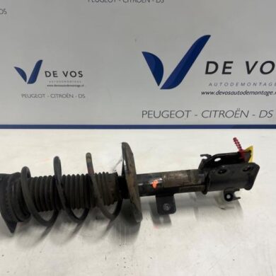 Peugeot 208 1.2 Vti 12V PureTech 100 Schokdemperpoot links-voor 2021 9831168380