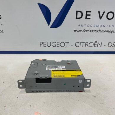 Peugeot 5008 1.6 BlueHDi 115 Radio 2017 9820469280-1623140380