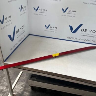 Peugeot 308 1.2 PureTech Hybrid 136 Zijskirt rechts 2023 983601931T