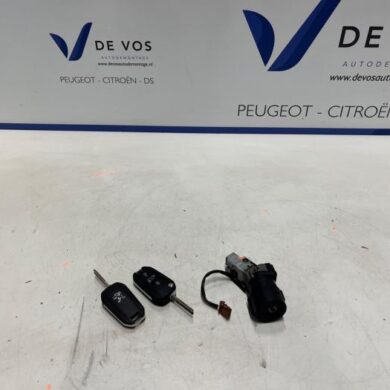 Peugeot Expert  Kontaktslot+Sleutel 2022 1608682880