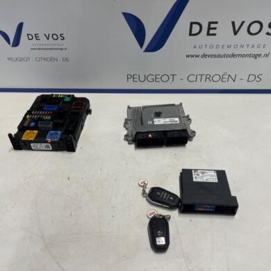 Opel Corsa 1.2 Turbo 12V 130 Computer Motormanagement HNS-HN05 2022 9851418180-1691506480