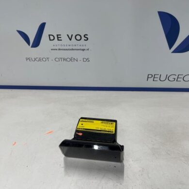 DS Automobiles DS4 1.2 12V Hybrid 136 Display Interieur HN09 2024 9835181280