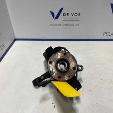 Peugeot 108 1.0 12V VVT-i Fusee rechts-voor 2021 B000905580