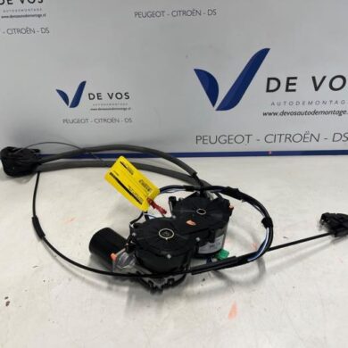 Peugeot Expert  Sliding door motor, left 2025 9808246880