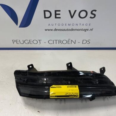 Peugeot 308 1.6 16V HYbrid 225 Dagrijverlichting links 2022 9835230980