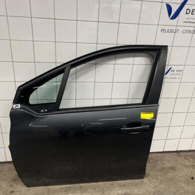 Peugeot 208 1.2 Vti 12V PureTech 82 Portier 4Deurs links-voor 2016 9807820780