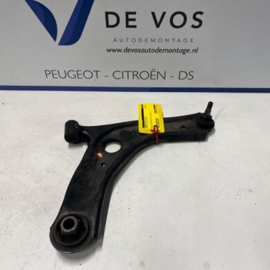 Peugeot 108 1.0 12V VVT-i Draagarm rechts-voor 2021 B000770180-1614191680