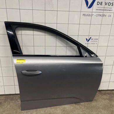 Peugeot 308 1.6 16V HYbrid 225 Front door 4-door, right 2022 9837981680