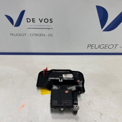 Peugeot 5008 1.2 12V Hybrid ACC sensor (distance) 2022 9839967780-1691097180