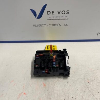 Peugeot 206 1.6 16V Fuse box 2005 6500Y1-9657608780