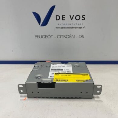 Peugeot 5008 1.2 12V Hybrid Radio 2022 9844106080