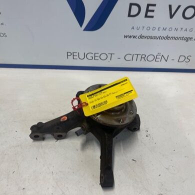 Peugeot 208 1.2 Vti 12V PureTech 100 Knuckle, front right 2021 9826877980