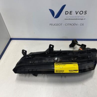 Peugeot 308 1.6 16V HYbrid 225 Daytime running light, right 2022 9835230880