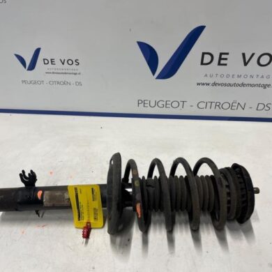 Peugeot 2008 1.2 12V e-THP PureTech 130 Front shock absorber rod, right 2016 9810915480