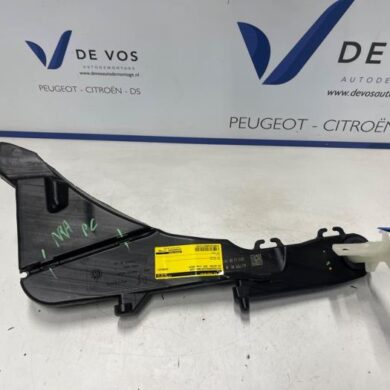 DS Automobiles DS4 1.2 12V Hybrid 136 Front windscreen washer reservoir 2024 9843214980