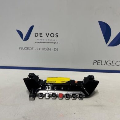 Peugeot 208 1.2 Vti 12V PureTech 100 Heizung Bedienpaneel 2021 98261078XU