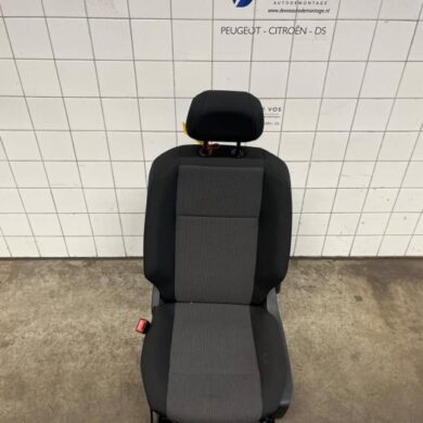 Peugeot Partner  Seat, left 2022 9818166680-9818152080
