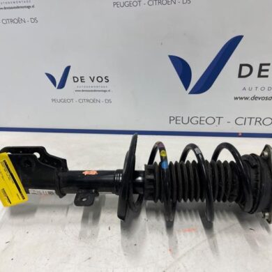 Peugeot 5008 1.2 12V Hybrid Front shock absorber rod, right 2022 9819718680