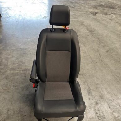 Peugeot Expert 2.0 Blue HDi 120 16V Stoel links 2018