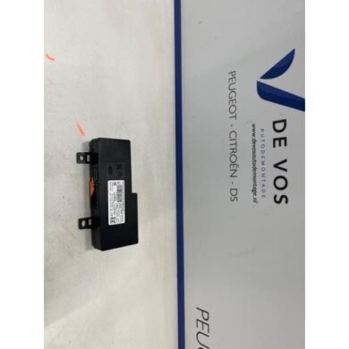 Peugeot 5008 1.2 12V Hybrid Phone interface 2022 9847654980