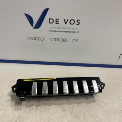 Peugeot 508 1.2 12V PureTech 12V Radiobedienings paneel 2023 98334789XU