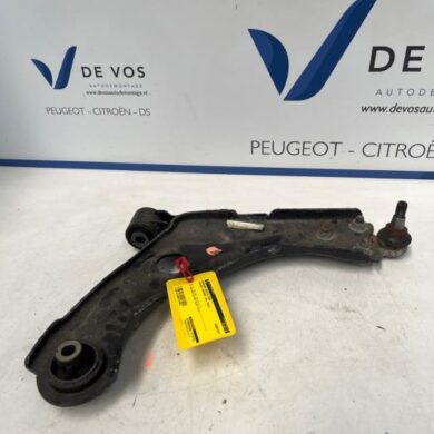 Peugeot Partner  Draagarm rechts-voor 2022 9816865480-9846329080