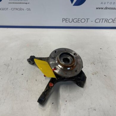 Opel Corsa 1.2 Turbo 12V 100 Fusee rechts-voor 2023 9826877980